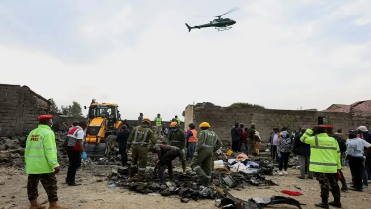 Kenya plane crash near Nairobi kills 6, including four on board and two on the ground.